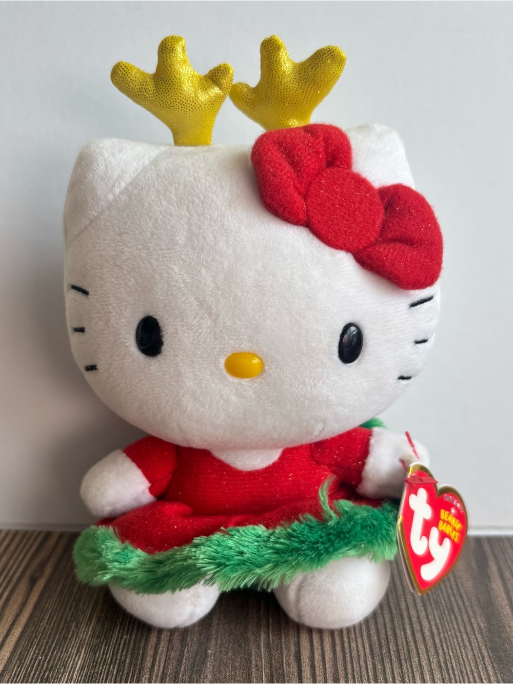 Hello Kitty Reindeer Sanrio TY 2014 Beanie Babies Christmas Holiday 6" Plush NWT